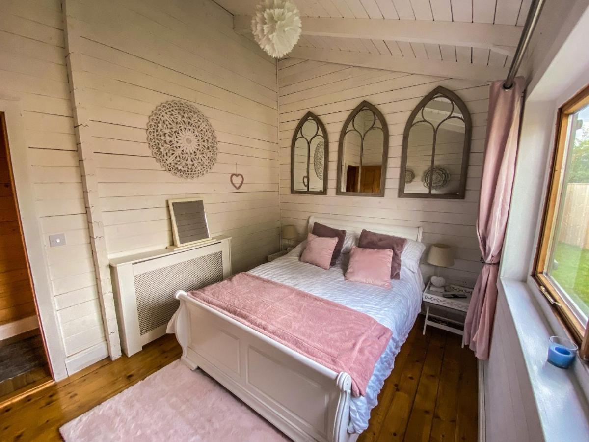 Beautiful 3-Bed Luxury Private Lodge In York Exterior photo